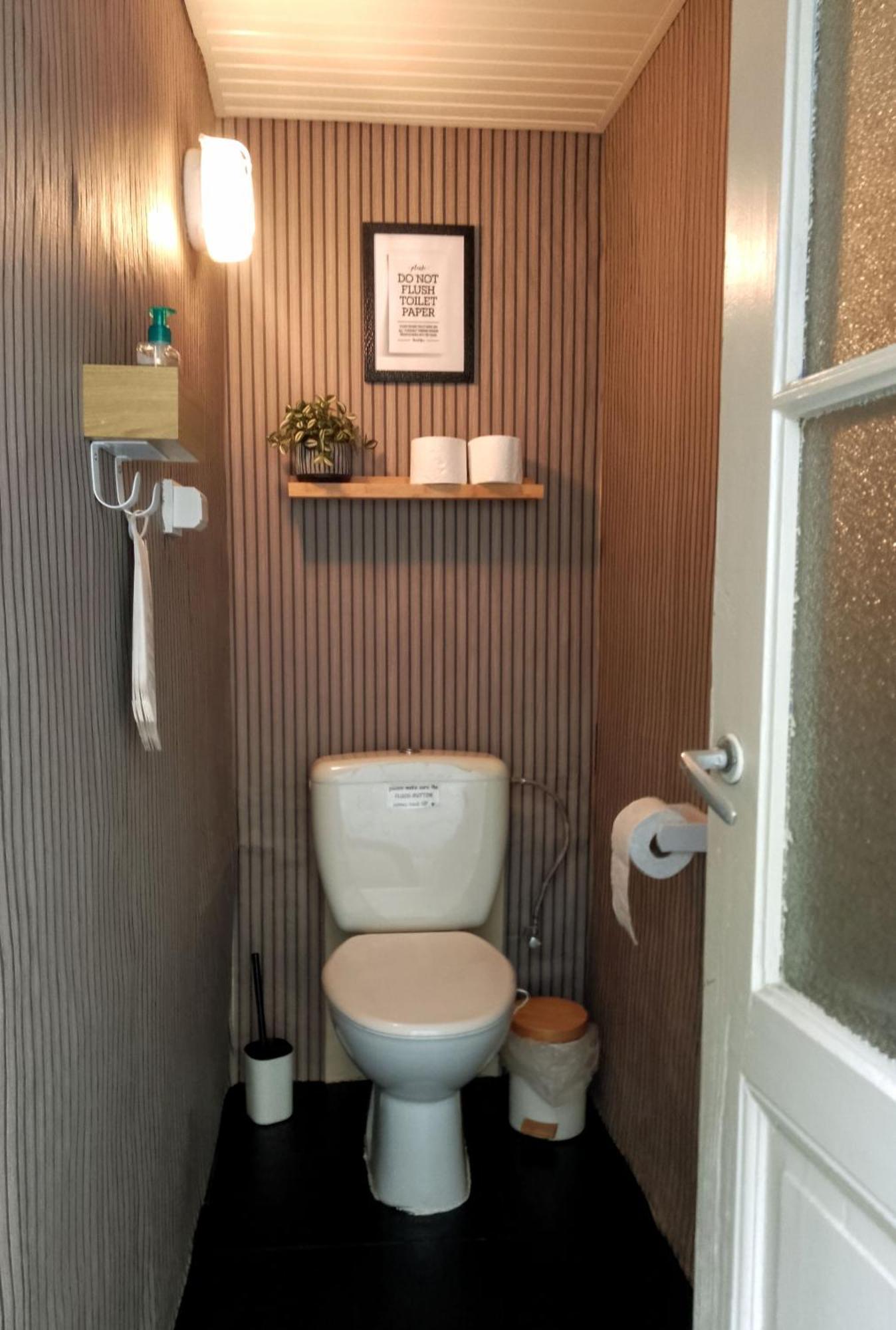 With Carparking, Bicycles And Small Breakfast Bed & Breakfast Brugge